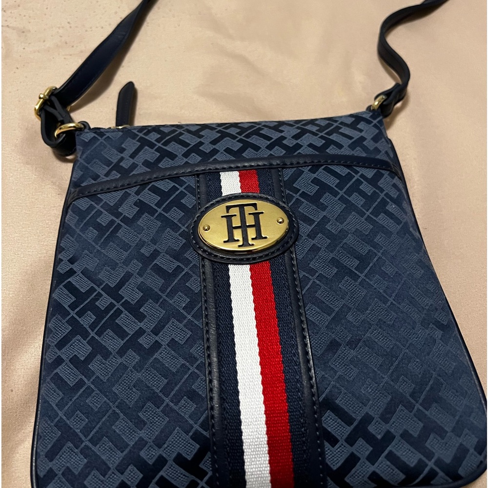 Tommy Hilfiger crossbody bag